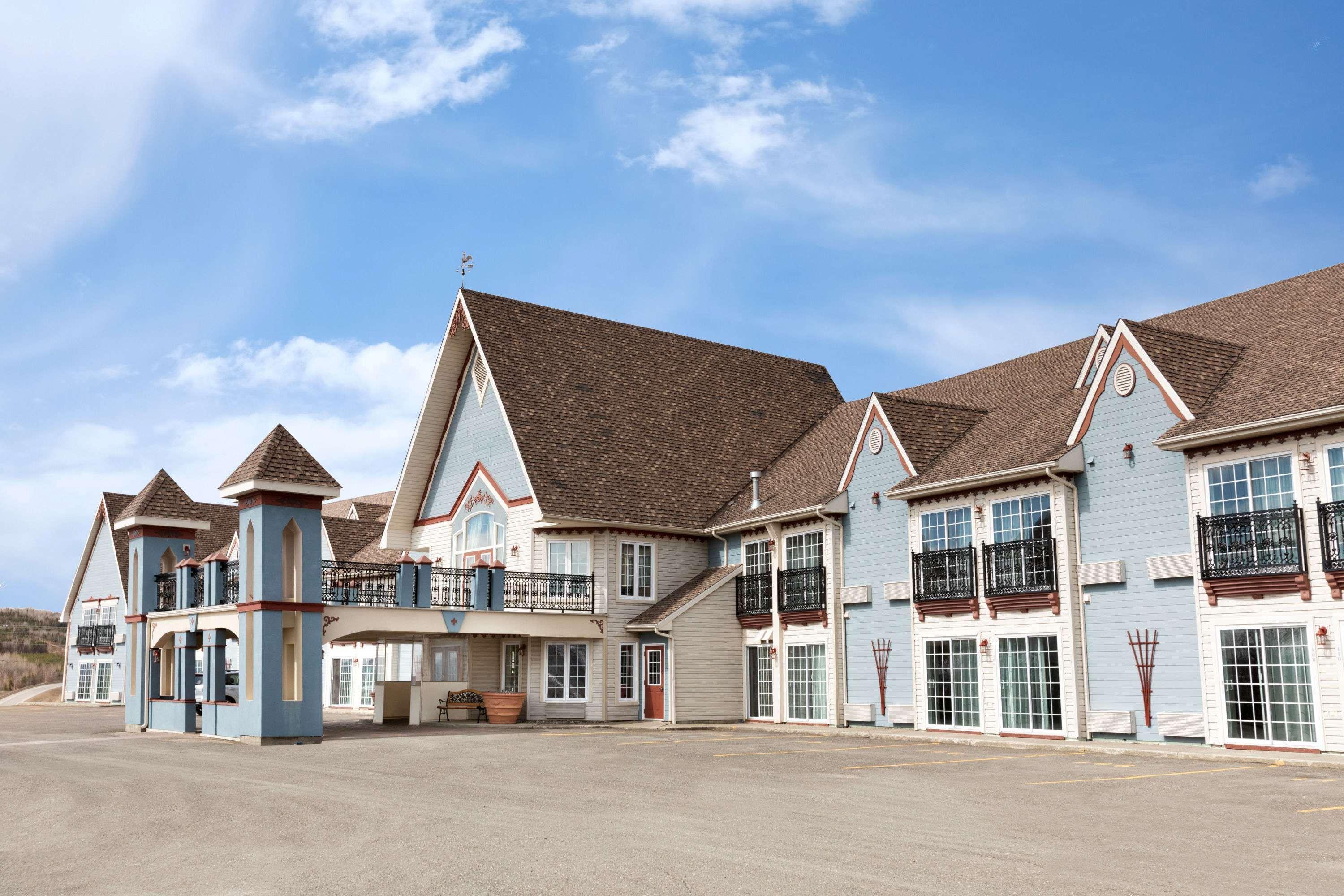 Days Inn By Wyndham Edmundston Εξωτερικό φωτογραφία