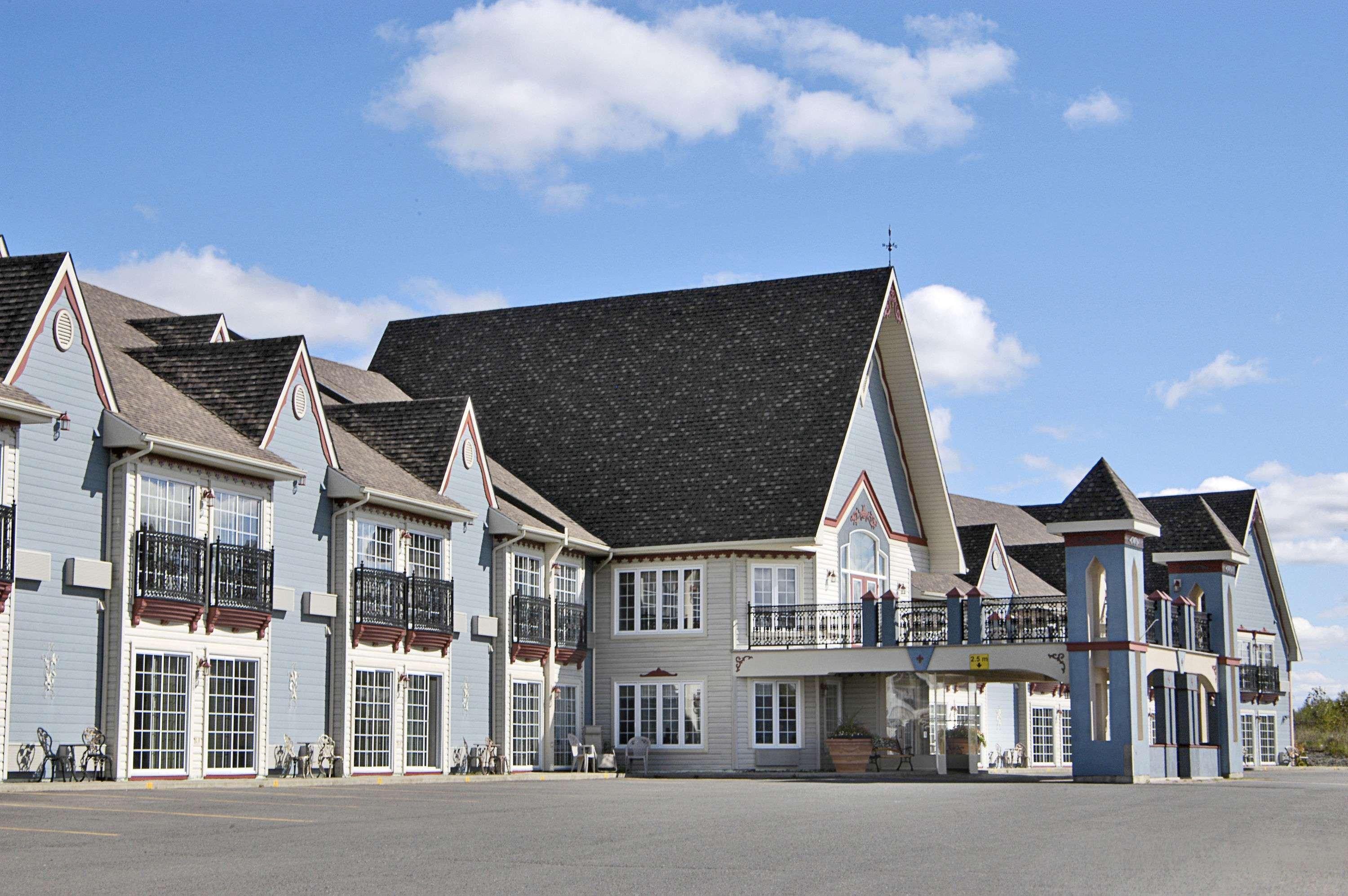 Days Inn By Wyndham Edmundston Εξωτερικό φωτογραφία
