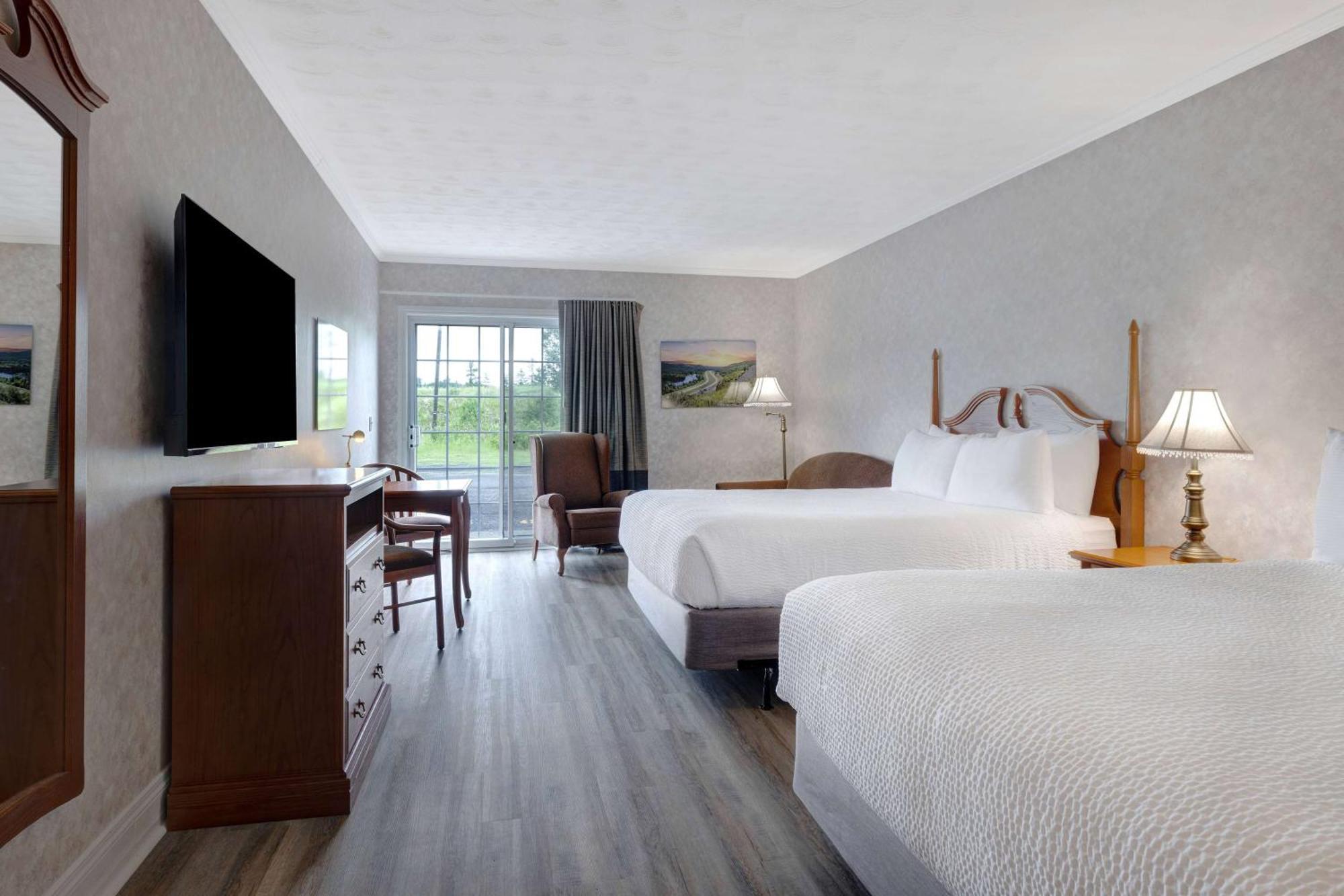 Days Inn By Wyndham Edmundston Εξωτερικό φωτογραφία